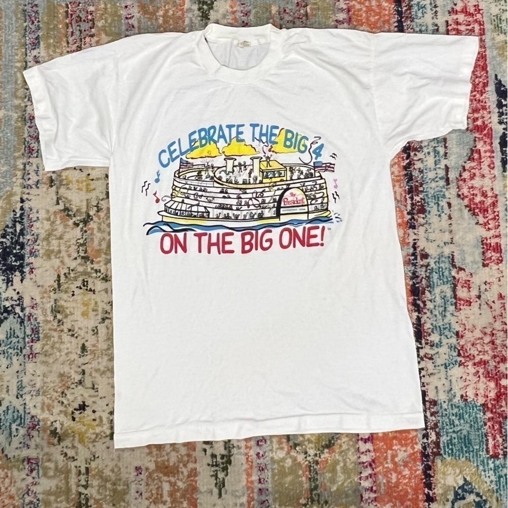 Vintage The President Riverboat Davenport Iowa Screen Stars 1980s Tshirt (Large)
